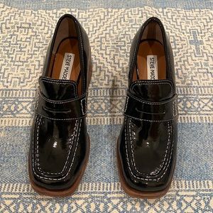 Steve Madden Nyomi loafer